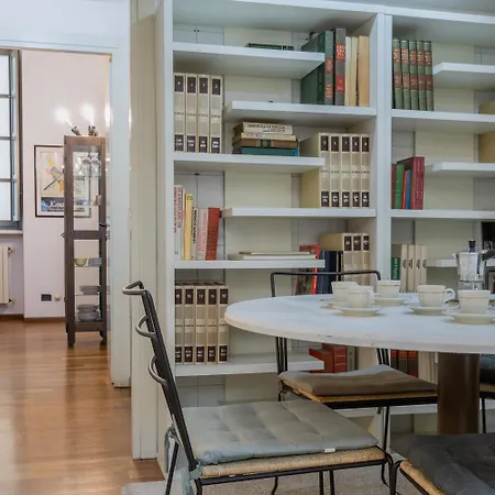 Loft Augusta A Piazza Castello By Wonderful Italy Apartament